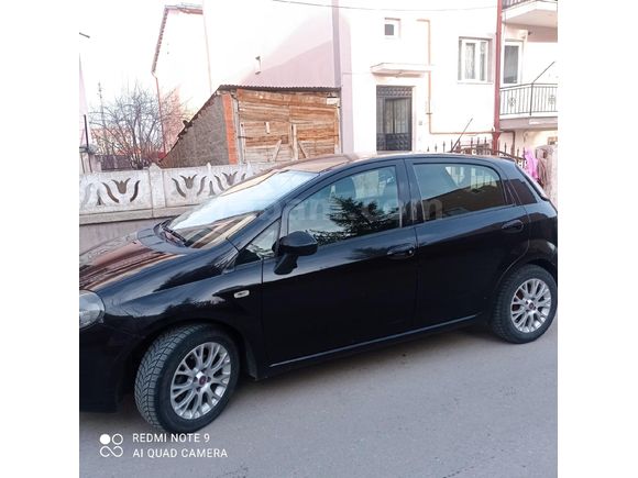 Sahibinden Fiat Punto EVO 1.4 Fire My Life 2011 Model  223.000 km Siyah