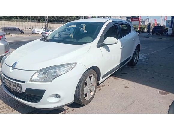 Sahibinden Renault Megane 1.5 dCi Expression 2012 Model