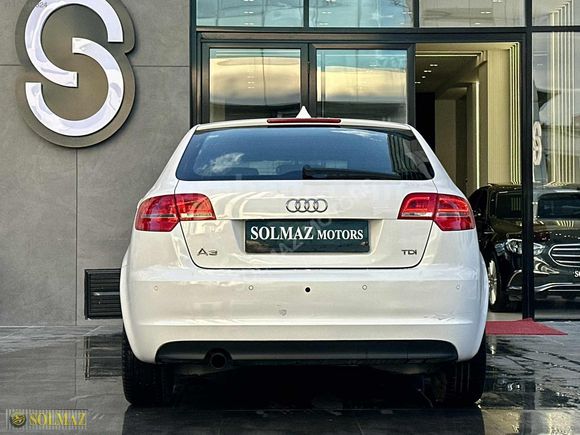 SOLMAZ MOTORS 2013 AUDİ A3 1.6TDI OTM. VİTES HATASIZ BOYASIZ