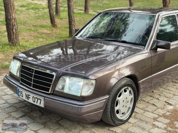 SIFIR KONDİSYONDA KARE MOTOR E200 GERÇEK YILDIZ