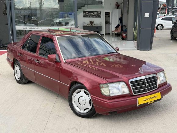 AGİN OTOMOTİVDEN 95 E200 LANSMAN RENK NADİR TEMİZLİKTE SANRUFLUU