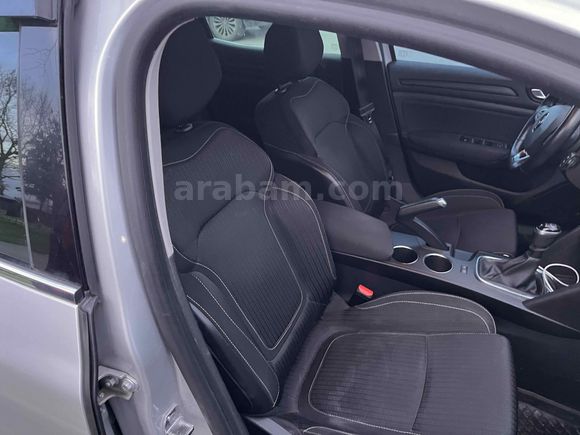 Sahibinden Renault Megane 1.2 TCe Touchrome 2017 Model 