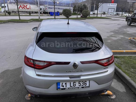 Sahibinden Renault Megane 1.2 TCe Touchrome 2017 Model 