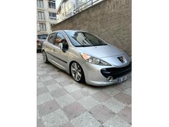Sahibinden Peugeot 207 1.4 HDi Trendy 2008 Model  325.000 km Gri (Gümüş)
