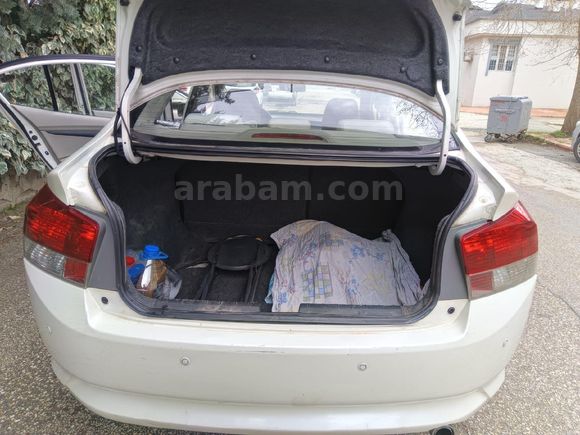 Sahibinden Honda City 1.4 LS 2011 Model