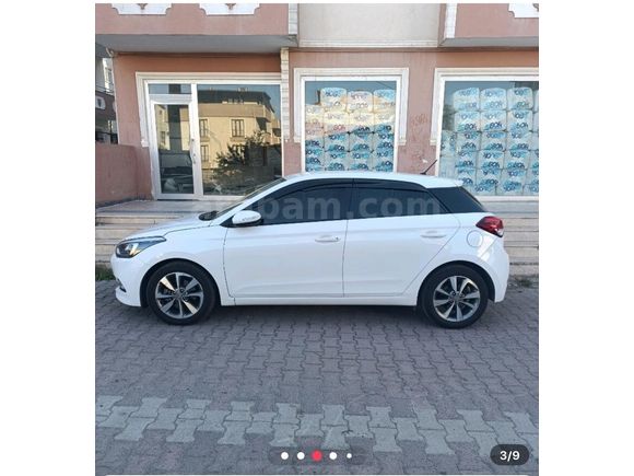 Sahibinden Hyundai i20 1.4 CRDi Style 2017 Model