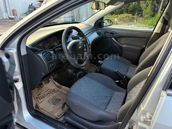 Sahibinden Ford Focus 1.6 Ambiente 2001 Model 