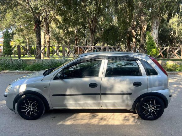 2004 Model Opel Corsa 1.3 CDTI Essentia