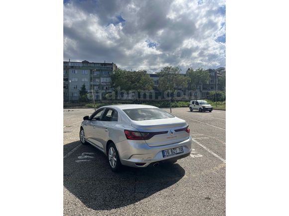 Sahibinden Renault Megane 1.5 Blue DCI Touch 2020 Model 