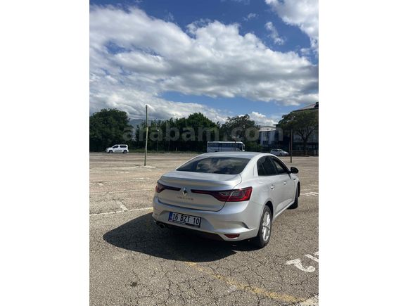 Sahibinden Renault Megane 1.5 Blue DCI Touch 2020 Model 