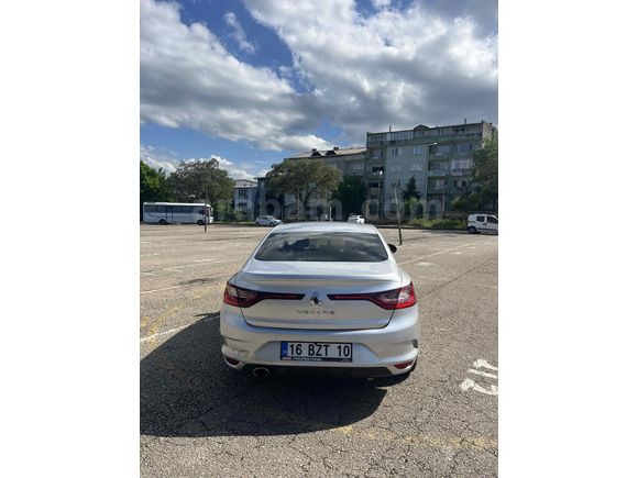Sahibinden Renault Megane 1.5 Blue DCI Touch 2020 Model 