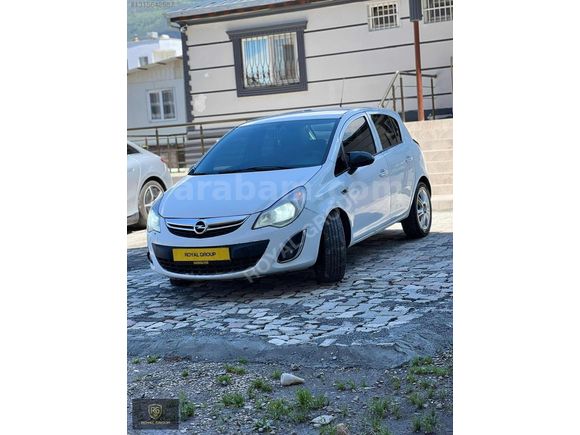 Bakımlı Opel Corsa Royal Group'tan