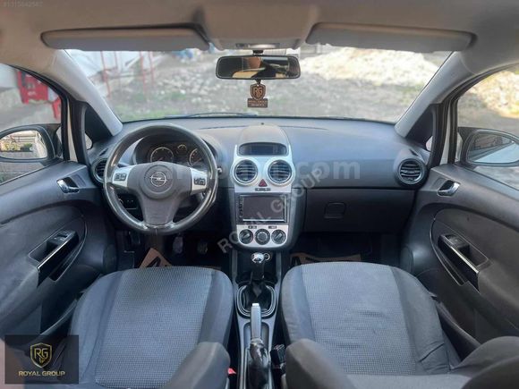 Bakımlı Opel Corsa Royal Group'tan