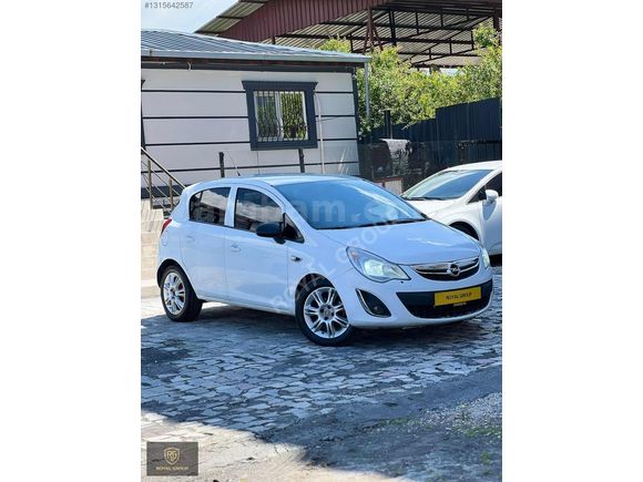 Bakımlı Opel Corsa Royal Group'tan