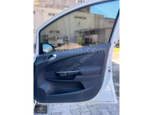 Bakımlı Opel Corsa Royal Group'tan