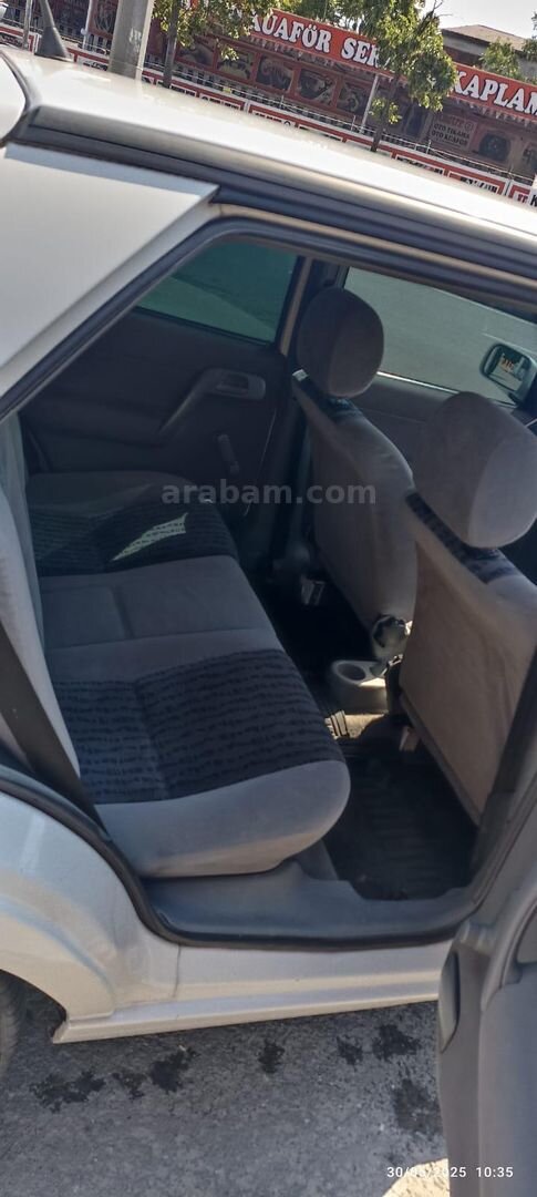 Sahibinden Skoda Felicia 1.3 2001 Model İstanbul 238.000 km Beyaz 2