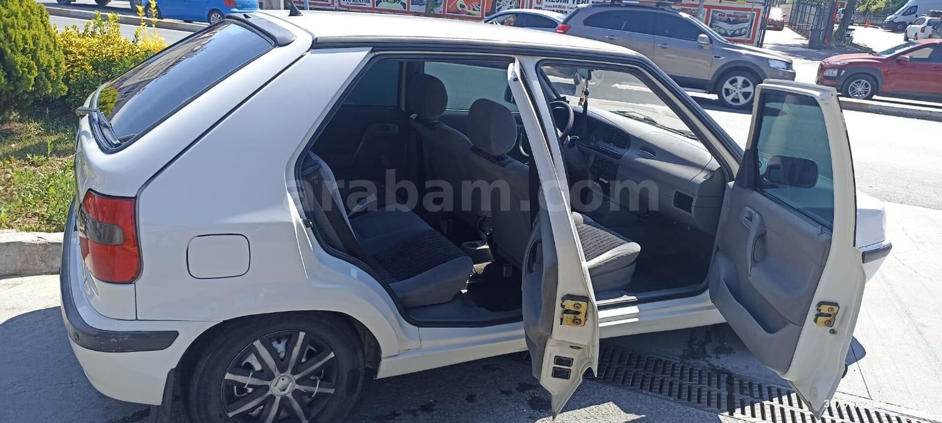Sahibinden Skoda Felicia 1.3 2001 Model İstanbul 238.000 km Beyaz 3