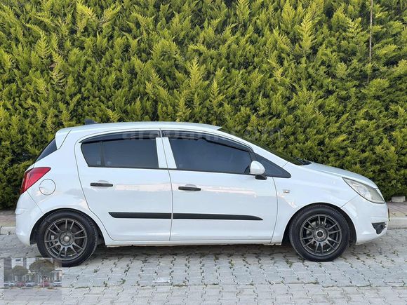 BRK AUTO| 2008 HATASIZ BOYASIZ OPEL CORSA 1.3 CDTİ