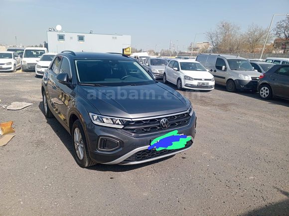 Sahibinden Volkswagen T-Roc 1.5 TSI Life 2025 Model