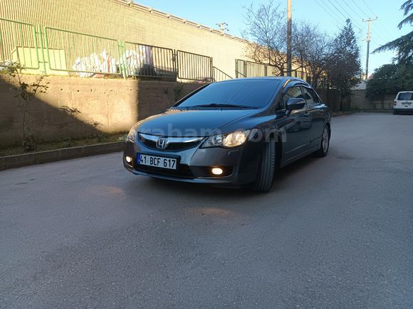 Sahibinden Honda Civic 1.6i VTEC Elegance 2011 Model Kocaeli