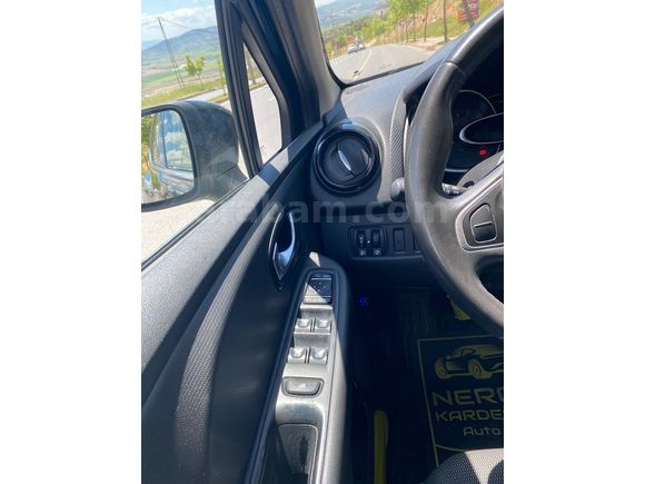 Sahibinden lpg li orjinal yakıt cimris Renault Clio 1.2 Touchrome 2017 Model Kahramanmaraş