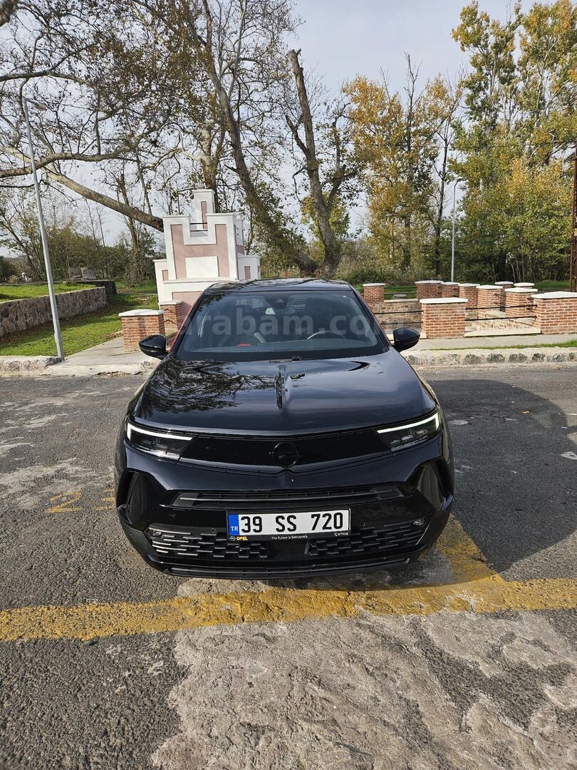 Sahibinden Opel Mokka 1.2 T GS 2023 Model 46.000 km Hatasız Boyasız Tramersiz 3