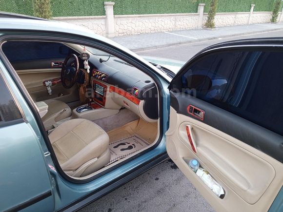 hastasına temiz ve diri Passat