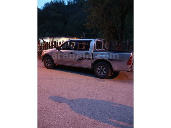 Sahibinden Isuzu D-Max 2.5 4x2 2012 Model 