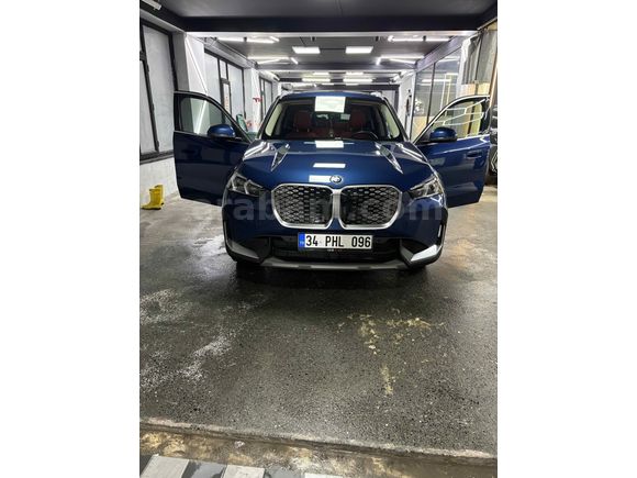 Sahibinden BMW iX1 eDrive20 Sportline 2025 Model 