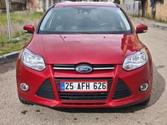 HATASIZ BOYASIZ KUSURSUZ TEMİZLİKTE SAF BENZİN DÜŞÜK KM FOCUS