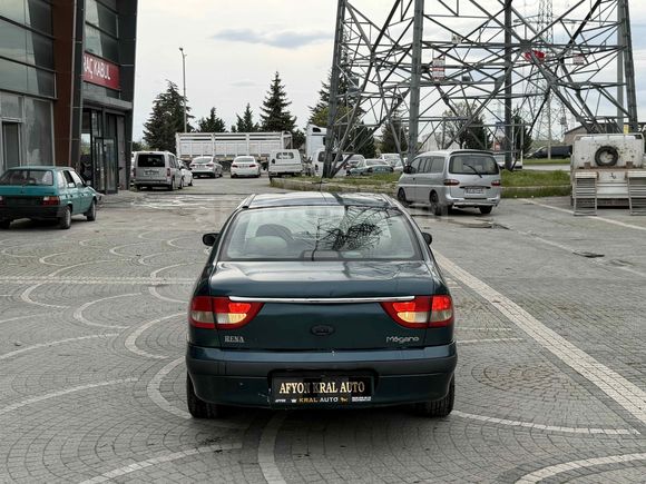 Galeriden Renault Megane 2.0 RXT 1999 Model Afyonkarahisar