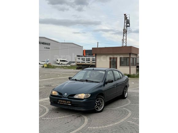 Galeriden Renault Megane 2.0 RXT 1999 Model Afyonkarahisar