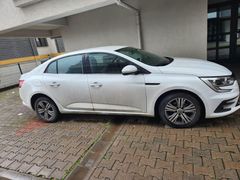 Sahibinden Renault Megane 1.5 Blue DCI Touch 2022 Model SUV ARAÇ TAKASLI