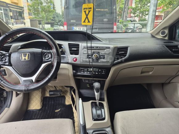 Sahibinden Honda Civic 1.6 Elegance 2012 Model  178.000 km Gri