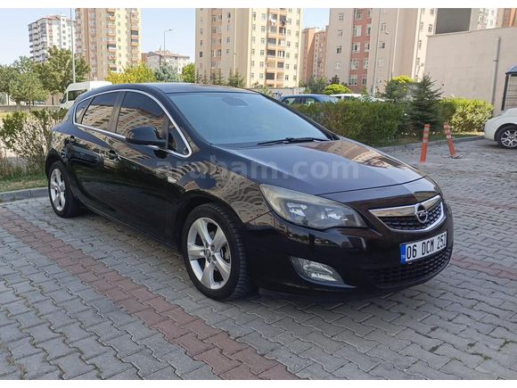 Sahibinden Opel Astra 1.6 Sport 2011 Model  262.000 km Siyah