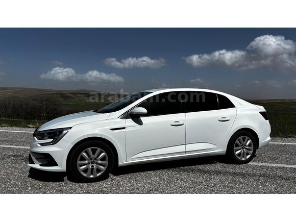 İlk Sahibinden Megane 1.3 TCe Joy 2021 Model 
