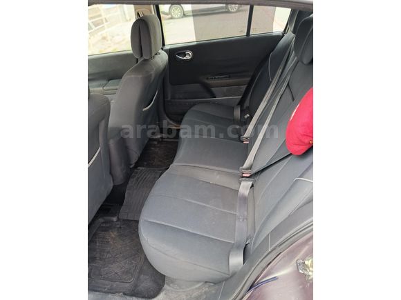 Sahibinden Renault Megane 1.6 Dynamique 2004 Model