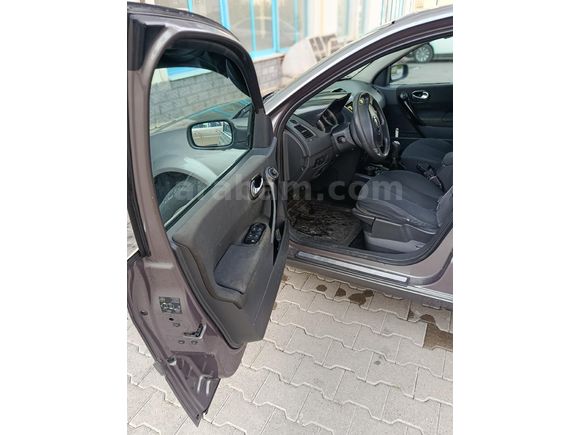 Sahibinden Renault Megane 1.6 Dynamique 2004 Model
