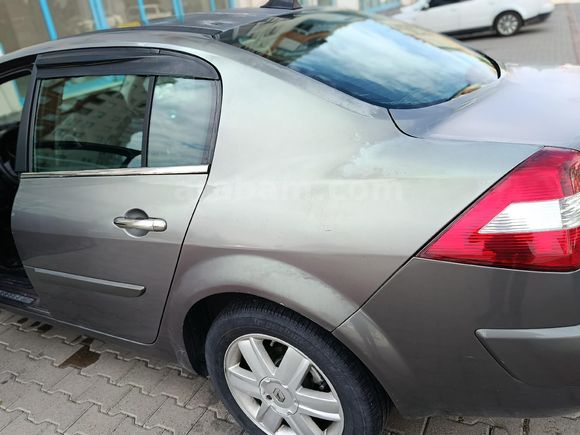 Sahibinden Renault Megane 1.6 Dynamique 2004 Model