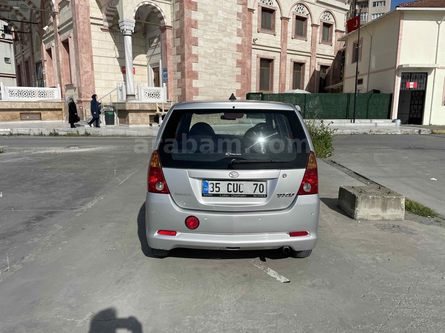 Sahibinden Daihatsu YRV 1.3 2002 Model İstanbul 202.000 km Gri 2