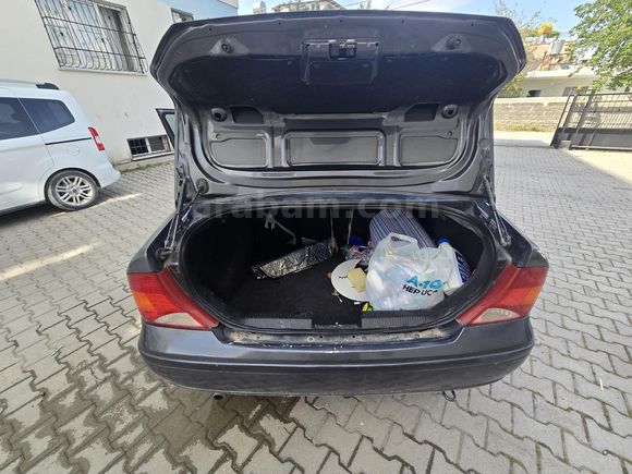 Sahibinden Ford Focus 1.6 Comfort 2004 Model