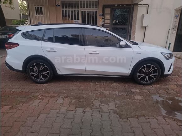 Sahibinden Ford Focus 1.5 EcoBlue Active x 2023 Model SW