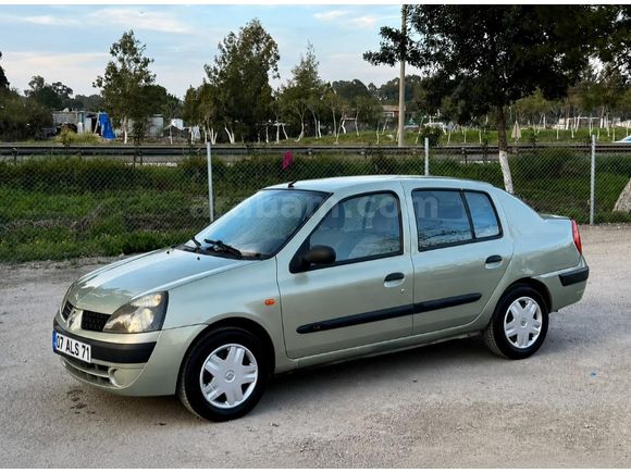 Sahibinden Değişensiz Hatasız Klimalı Renault Clio 1.4 2004