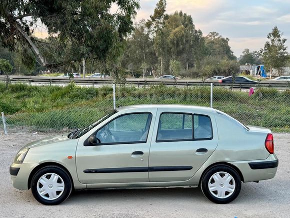 Sahibinden Değişensiz Hatasız Klimalı Renault Clio 1.4 2004