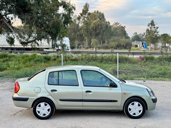 Sahibinden Değişensiz Hatasız Klimalı Renault Clio 1.4 2004