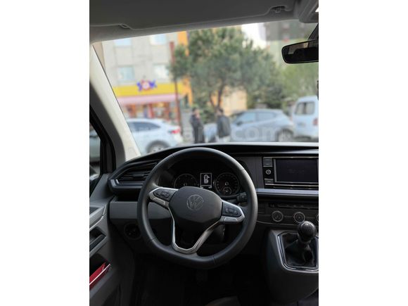 Sahibinden Volkswagen Transporter 2.0 TDI Camlı Van Comfortline 2023 Model 
