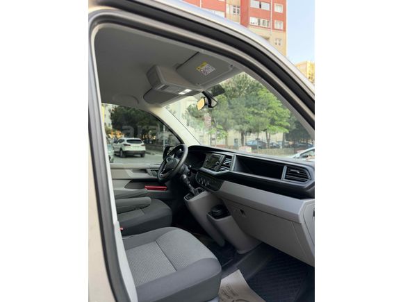 Sahibinden Volkswagen Transporter 2.0 TDI Camlı Van Comfortline 2023 Model 