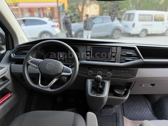 Sahibinden Volkswagen Transporter 2.0 TDI Camlı Van Comfortline 2023 Model 