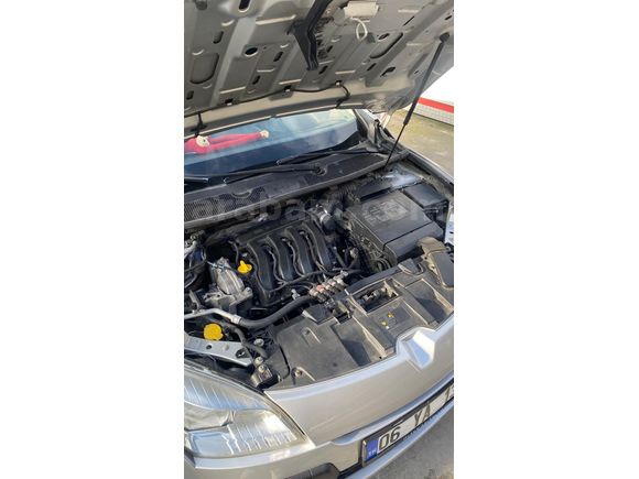 Sahibinden Renault Megane 1.6 Expression 2011 Model