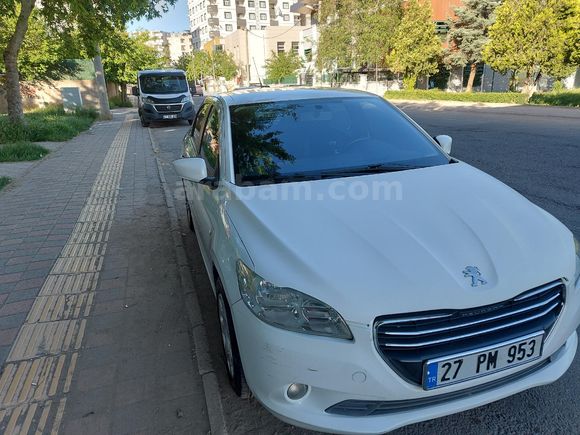 Sahibinden Peugeot 301 1.6 HDi Active 2015 Model  211000 km Beyaz